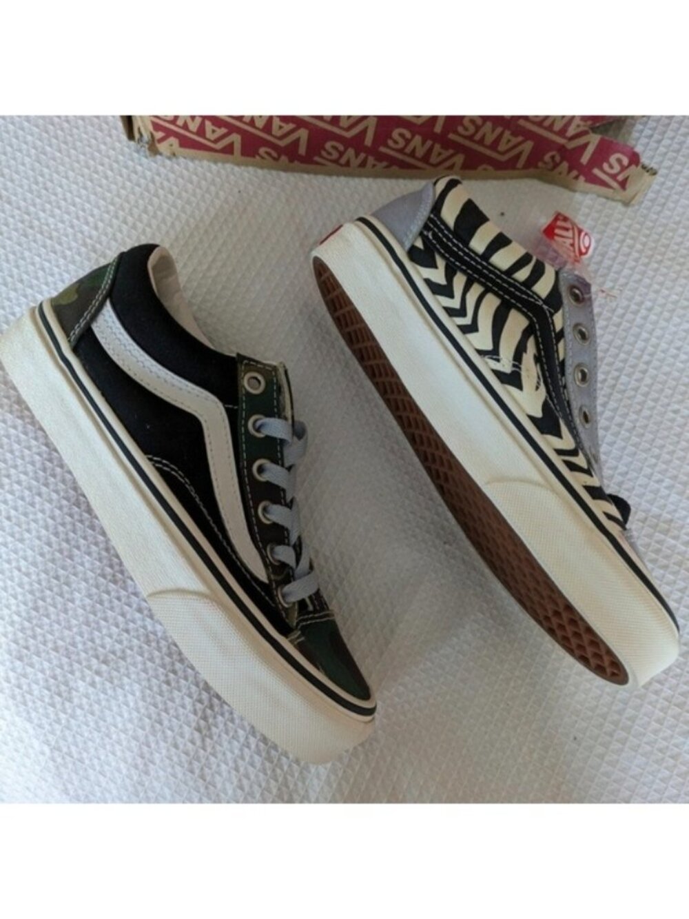 Vans Style 36 Mismatch Zebra Camo Girl Youth 3.5 Youth Animal Print 0926 - Picture 8 of 8